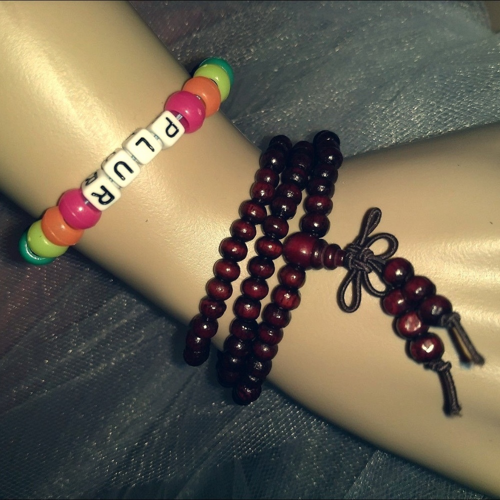 TIBETAN PRAYER BEADS - Buddhist Necklace Bracelet